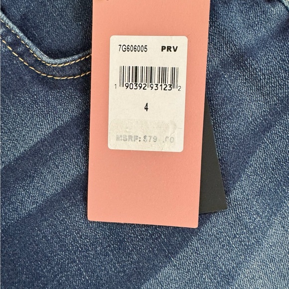 NWT 7 for all mankind Jen 7 shorts - Picture 9 of 13